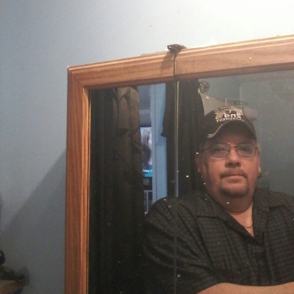 Meet your Posher, Kenneth - Picture 1 of 1